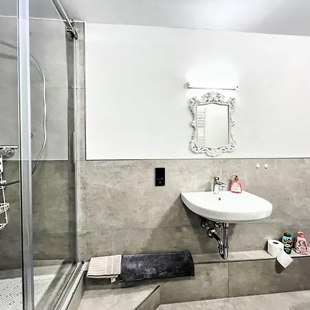 Renata Nahe Nuerburgring By Interhome * Quiddelbach